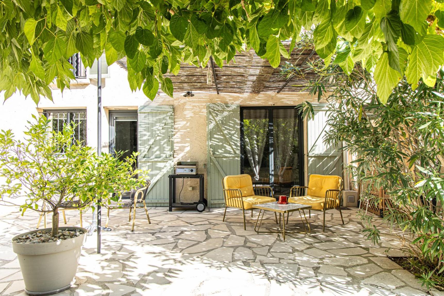 Bed and Breakfast Mas lou Félibrige Venelles Exterior foto