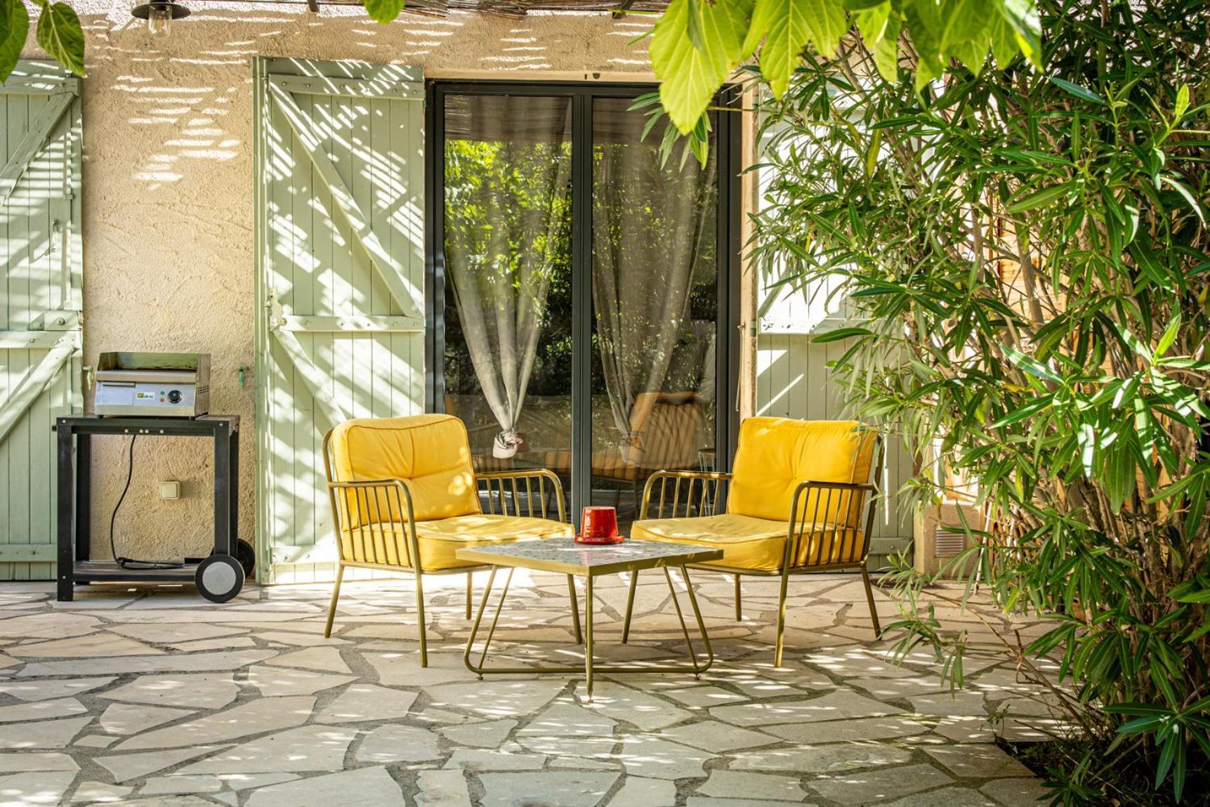 Bed and Breakfast Mas lou Félibrige Venelles Exterior foto