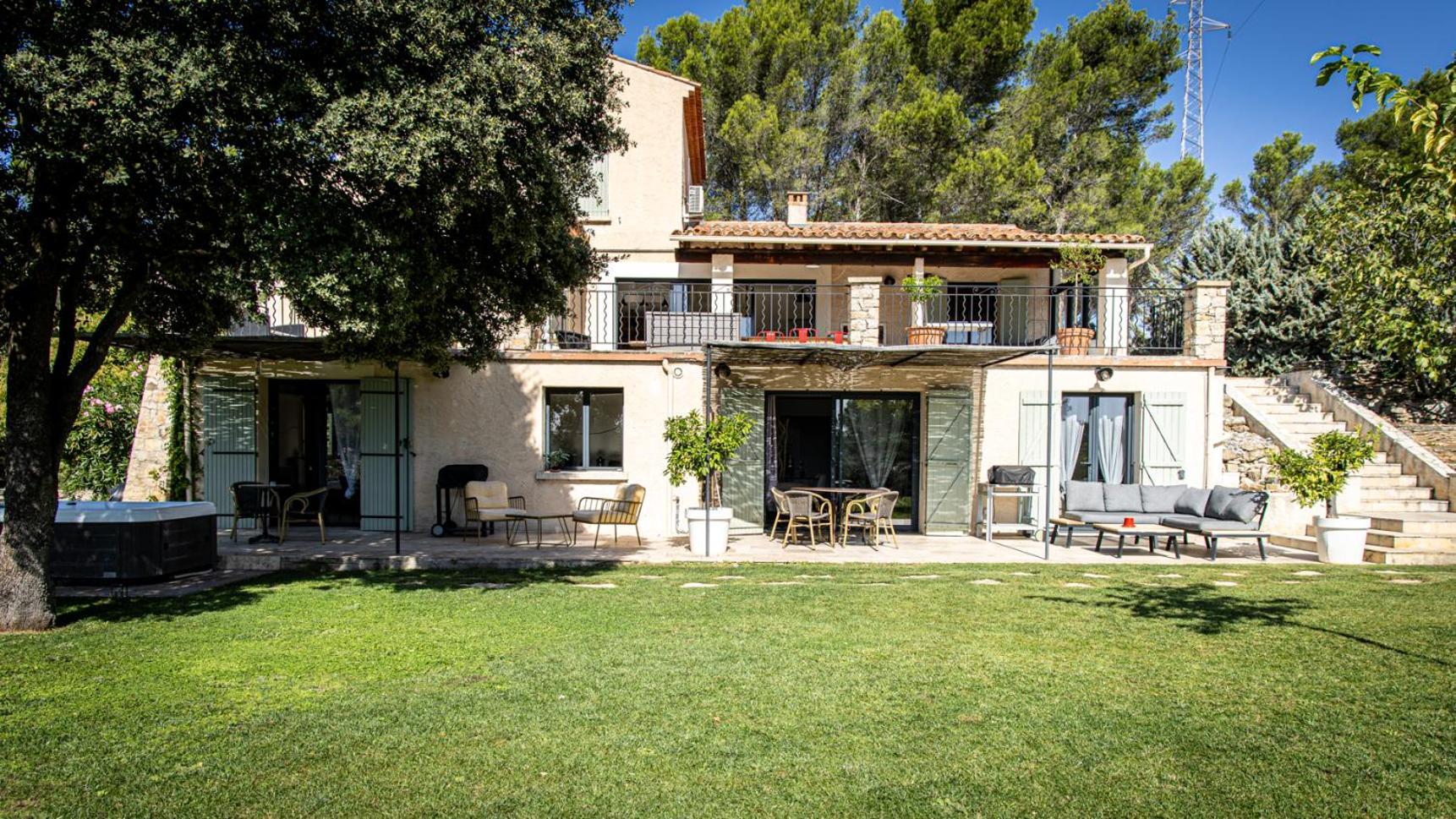 Bed and Breakfast Mas lou Félibrige Venelles Exterior foto