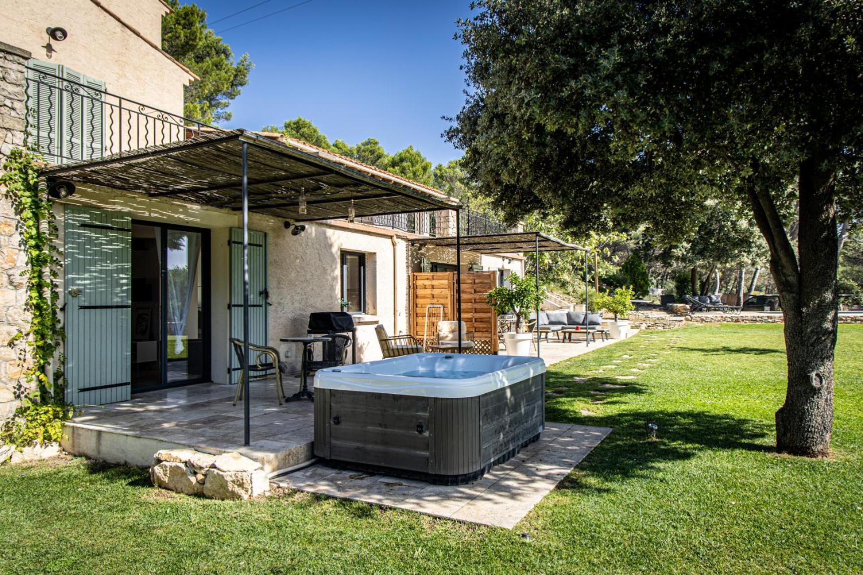 Bed and Breakfast Mas lou Félibrige Venelles Exterior foto